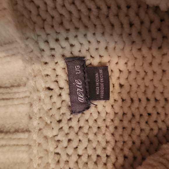 Oversized Knit Sweater - Picture 3 of 4